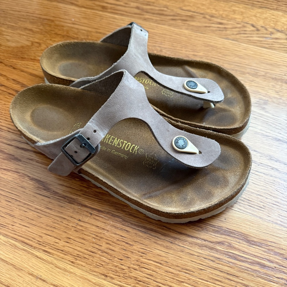 Birkenstock Gizeh thong leather sandals 38